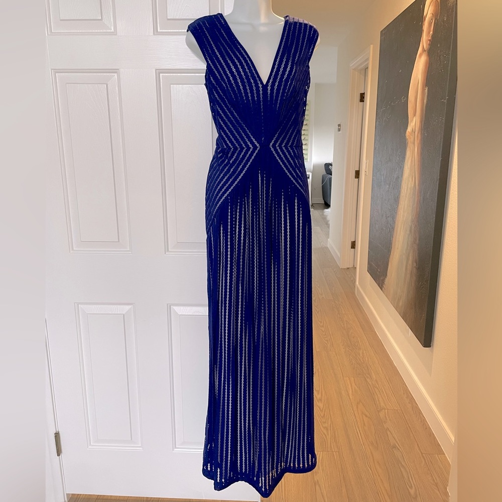 EUC- Blue Tadashi Shoji Geometric Maxi Dress